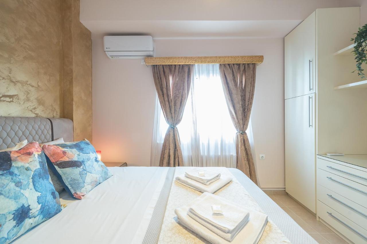 Lighthouse Apartment In The Heart Of Athens Exterior photo