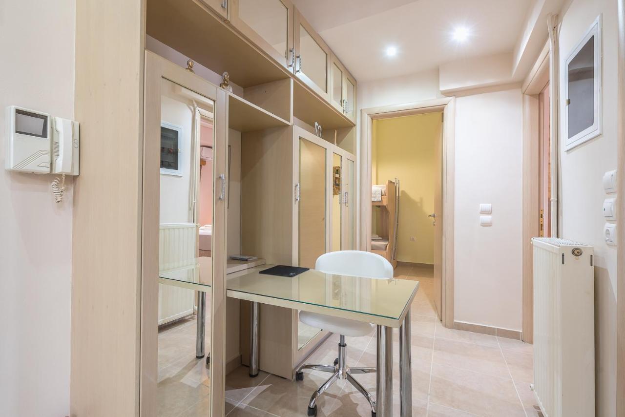 Lighthouse Apartment In The Heart Of Athens Exterior photo