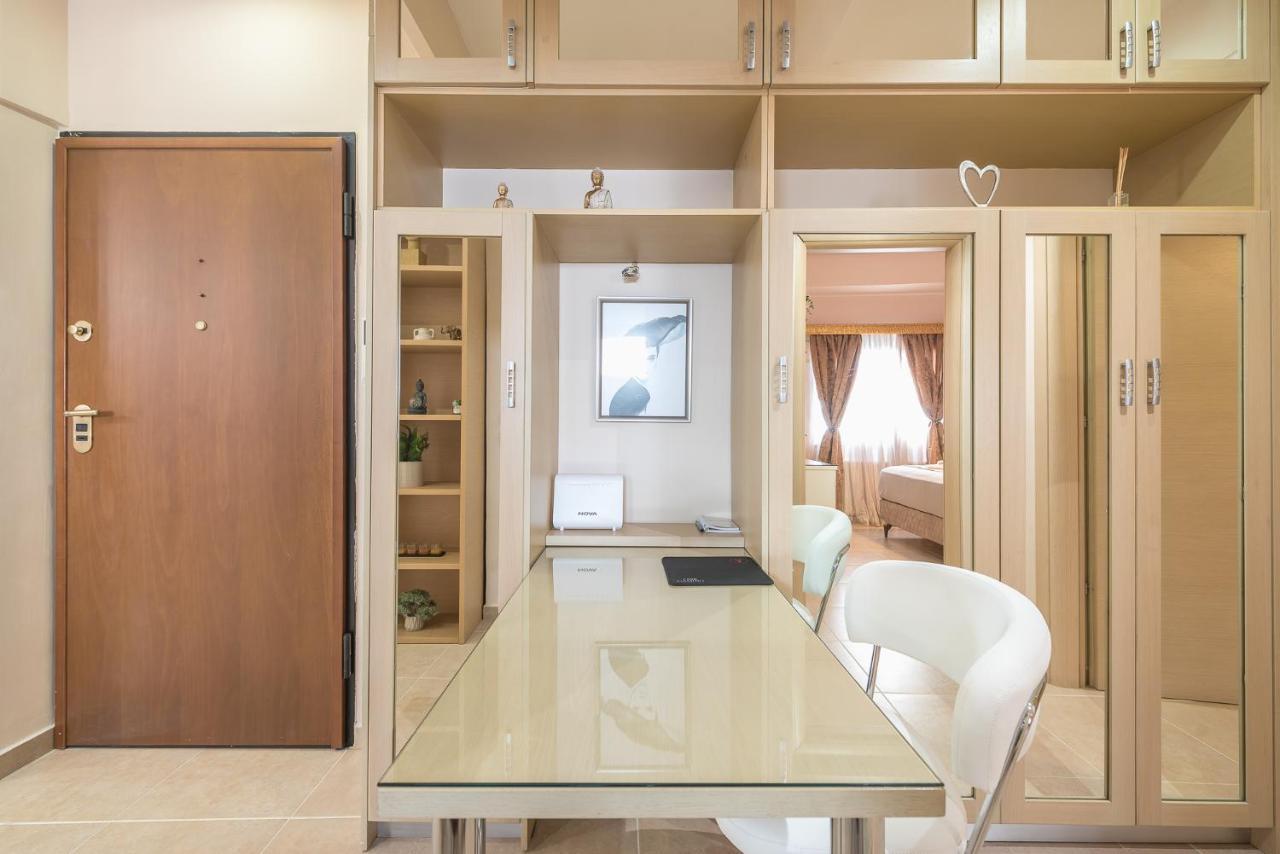 Lighthouse Apartment In The Heart Of Athens Exterior photo